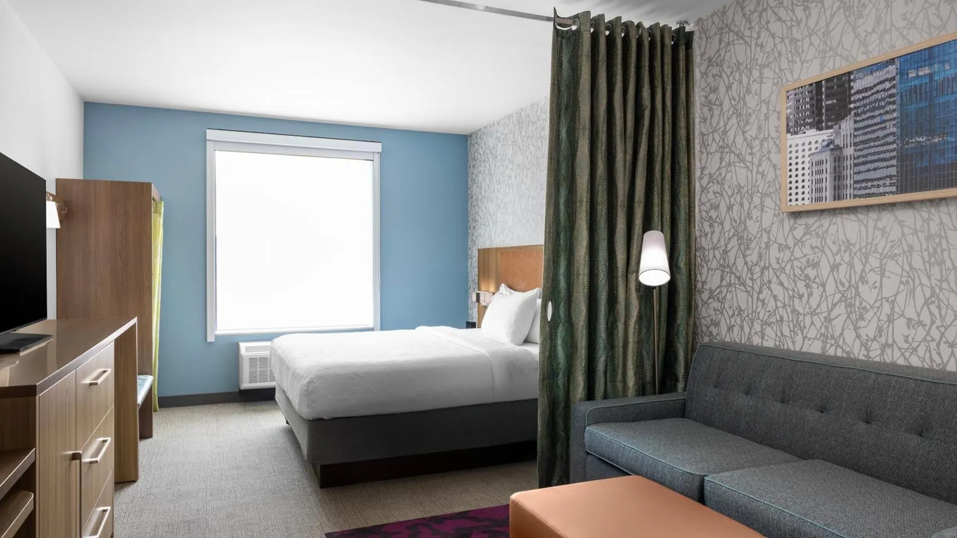 Home2 Suites By Hilton Phoenix Downtown 3*,